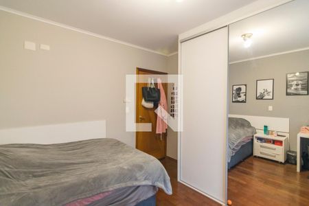 Casa à venda com 251m², 3 quartos e 5 vagas Casa à venda com 251m², 3 quartos e 5 vagasQuarto 2