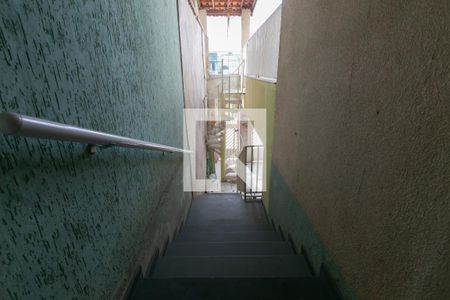 Casa à venda com 149m², 3 quartos e 2 vagasEscada / Entrada 