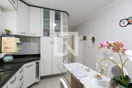 Casa à venda com 149m², 3 quartos e 2 vagasCozinha 