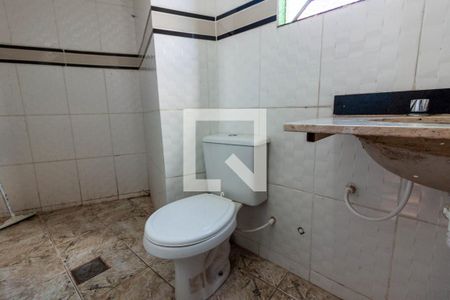 Banheiro 1 de casa à venda com 2 quartos, 100m² em Piratininga, Belo Horizonte