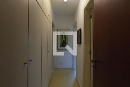 Apartamento à venda com 142m², 3 quartos e 2 vagasCorredor