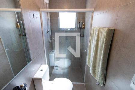 Casa à venda com 210m², 4 quartos e 3 vagas Casa à venda com 210m², 4 quartos e 3 vagas2o. Andar - Banheiro da Suíte 2