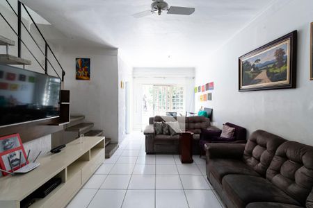 1o. Andar - Sala de casa à venda com 4 quartos, 210m² em Cambuci, São Paulo