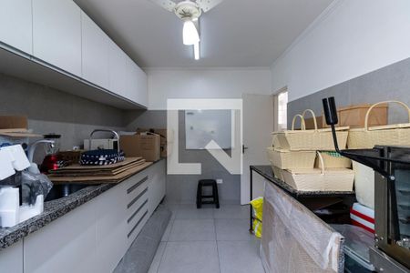 Casa à venda com 210m², 4 quartos e 3 vagas Casa à venda com 210m², 4 quartos e 3 vagasCozinha