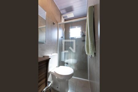 Casa à venda com 210m², 4 quartos e 3 vagas Casa à venda com 210m², 4 quartos e 3 vagas2o. Andar - Banheiro da Suíte 2