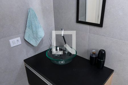 Casa à venda com 210m², 4 quartos e 3 vagas Casa à venda com 210m², 4 quartos e 3 vagas2o. Andar - Banheiro Social