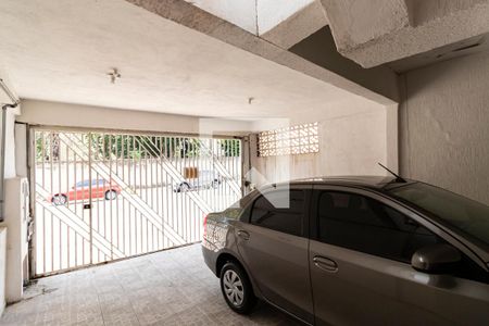Casa à venda com 210m², 4 quartos e 3 vagas Casa à venda com 210m², 4 quartos e 3 vagasGaragem