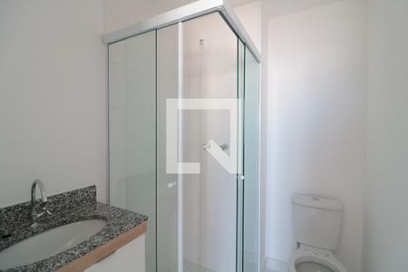 Banheiro de kitnet/studio para alugar com 1 quarto, 19m² em Brás, São Paulo