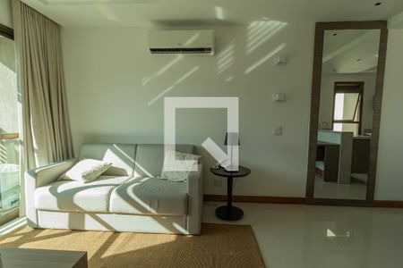 Sala de apartamento à venda com 1 quarto, 36m² em Jacarepaguá, Rio de Janeiro