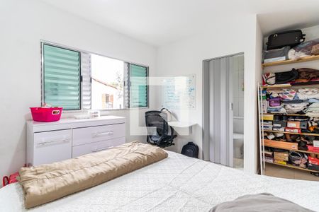 Casa à venda com 198m², 5 quartos e 2 vagas Casa à venda com 198m², 5 quartos e 2 vagasQuarto 3 - Suíte