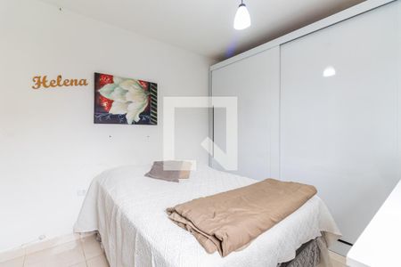 Casa à venda com 198m², 5 quartos e 2 vagas Casa à venda com 198m², 5 quartos e 2 vagasQuarto 3 - Suíte