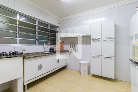 Casa à venda com 198m², 5 quartos e 2 vagas Casa à venda com 198m², 5 quartos e 2 vagasCozinha 1