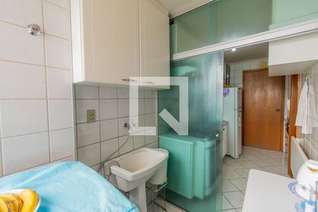 Apartamento para alugar com 70m², 3 quartos e 1 vagaÁrea de Serviço