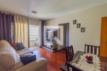 Sala de apartamento à venda com 3 quartos, 70m² em Vila Anhangüera, Campinas