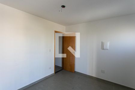 Suíte 1 de casa de condomínio para alugar com 2 quartos, 75m² em Penha de França, São Paulo