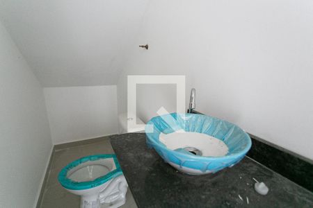 Casa de condomínio para alugar com 75m², 2 quartos e 2 vagasLavabo