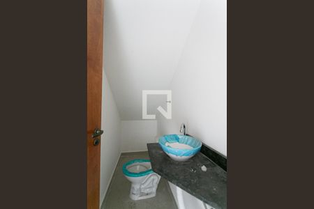 Casa de condomínio para alugar com 75m², 2 quartos e 2 vagasLavabo