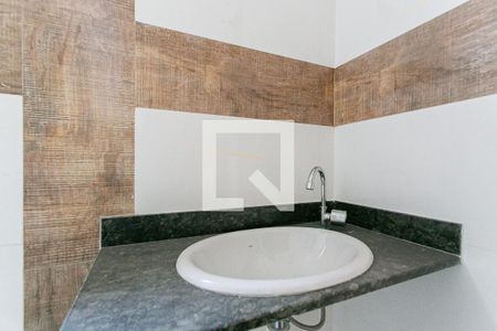 Casa de condomínio para alugar com 75m², 2 quartos e 2 vagasBanheiro da Suíte 1