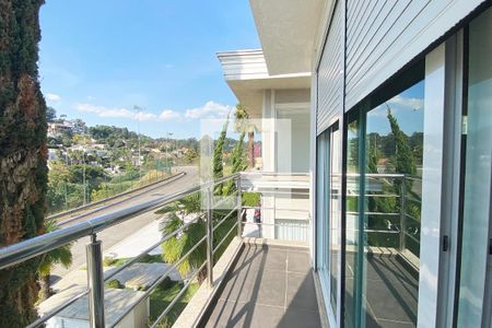 Casa de condomínio à venda com 536m², 4 quartos e 5 vagasVista da Suíte 3