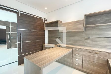 Casa de condomínio à venda com 536m², 4 quartos e 5 vagasEscritório