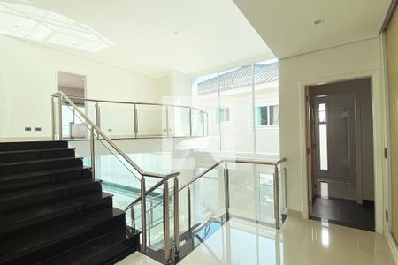 Casa de condomínio à venda com 536m², 4 quartos e 5 vagasCorredor