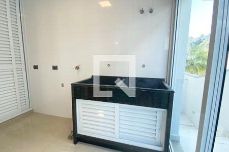 Casa de condomínio à venda com 536m², 4 quartos e 5 vagasÁrea de Serviço