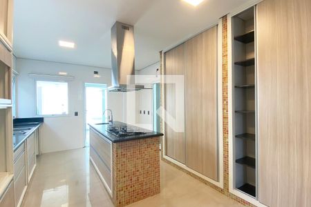 Casa de condomínio à venda com 536m², 4 quartos e 5 vagasCozinha