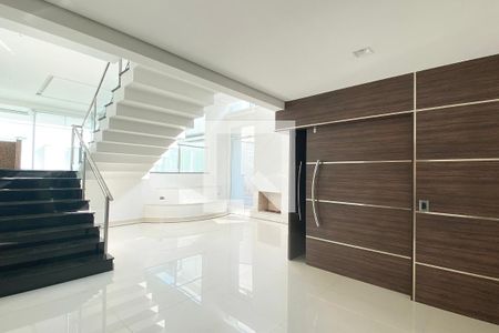 Sala de Estar de casa de condomínio à venda com 4 quartos, 536m² em Tamboré, Barueri