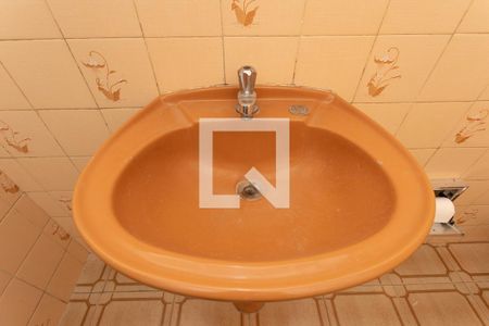 Casa para alugar com 82m², 3 quartos e sem vagaBanheiro 