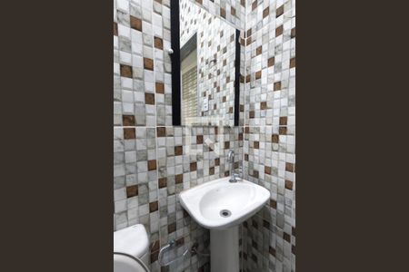 Casa para alugar com 90m², 2 quartos e sem vaga Casa para alugar com 90m², 2 quartos e sem vagaBanheiro