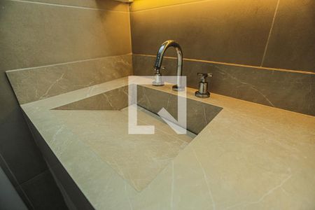 Apartamento para alugar com 76m², 2 quartos e 2 vagasBanheiro da Suíte