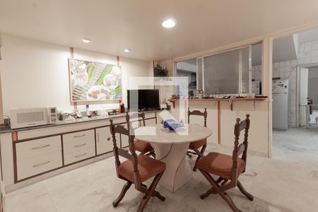 Apartamento para alugar com 400m², 4 quartos e 1 vagaCopa