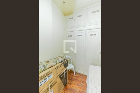 Apartamento para alugar com 400m², 4 quartos e 1 vagaQuarto de Serviço 2