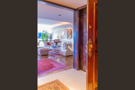 Apartamento para alugar com 400m², 4 quartos e 1 vagaHall de Entrada