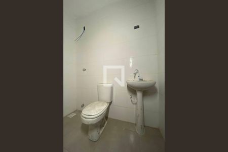 Banheiro de apartamento para alugar com 1 quarto, 28m² em Santo Afonso, Novo Hamburgo