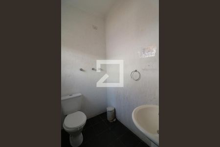 Casa à venda com 200m², 2 quartos e 1 vagaBanheiro de Serviço