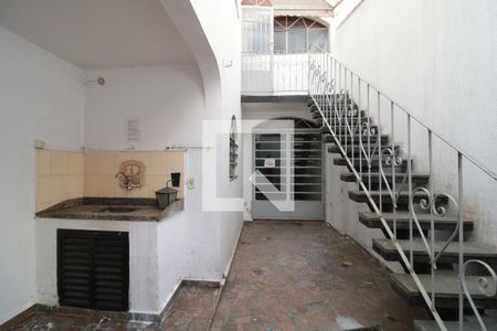 Casa à venda com 200m², 2 quartos e 1 vagaQuintal 