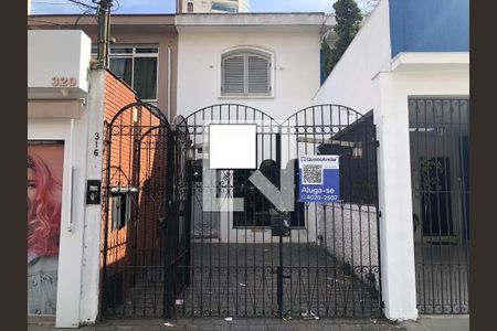 Casa à venda com 200m², 2 quartos e 1 vagaFachada - instalação de plaquinha