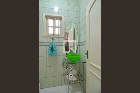 Lavabo de casa à venda com 4 quartos, 292m² em Estância Velha, Canoas