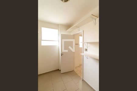 Casa de condomínio à venda com 140m², 3 quartos e 1 vagaQuarto de Serviço