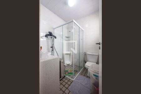 Casa à venda com 197m², 3 quartos e 2 vagasBanheiro Social