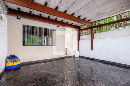 Casa à venda com 197m², 3 quartos e 2 vagasGaragem