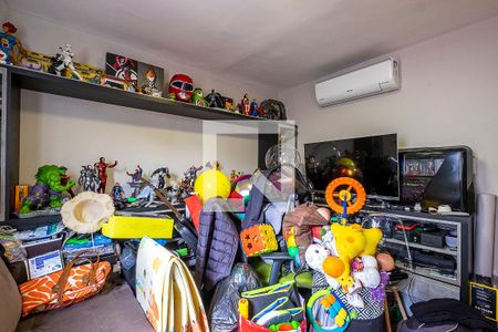 Casa à venda com 197m², 3 quartos e 2 vagasQuarto 3