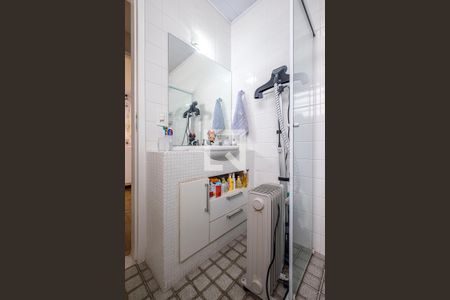 Casa à venda com 197m², 3 quartos e 2 vagasBanheiro Social