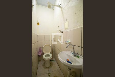 Casa à venda com 120m², 3 quartos e sem vagaCasa  3 - Banheiro 