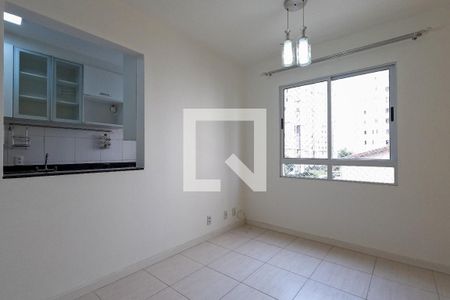 Sala de apartamento à venda com 2 quartos, 45m² em Vila Venditti, Guarulhos