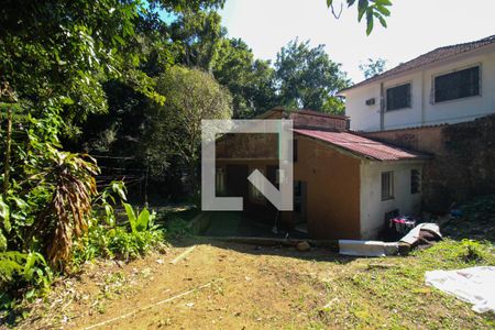 Casa à venda com 80m², 1 quarto e sem vagaQuintal