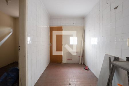 Casa à venda com 200m², 2 quartos e 1 vagaÁrea de Serviço