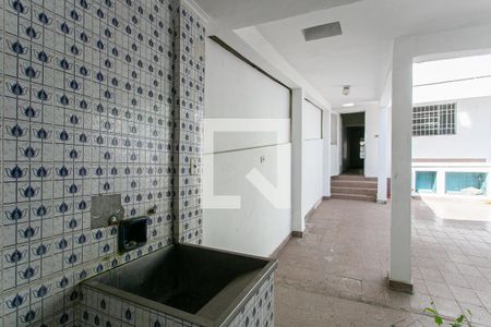 Casa à venda com 150m², 2 quartos e 2 vagas Casa à venda com 150m², 2 quartos e 2 vagasÁrea de Serviço