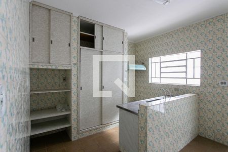 Casa à venda com 150m², 2 quartos e 2 vagas Casa à venda com 150m², 2 quartos e 2 vagasCozinha